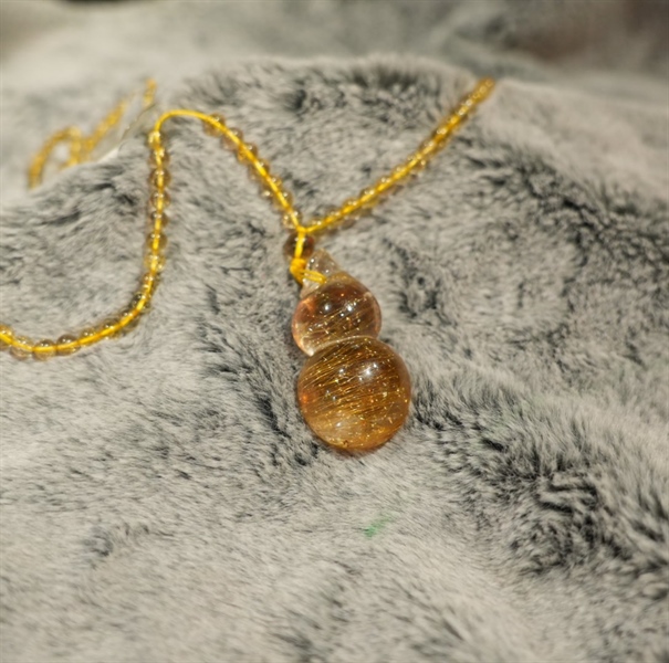 Chuỗi hạt + mặt hồ lô tóc vàng VIP 926342 +