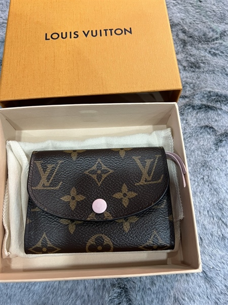 Ví card LV nút hồng +