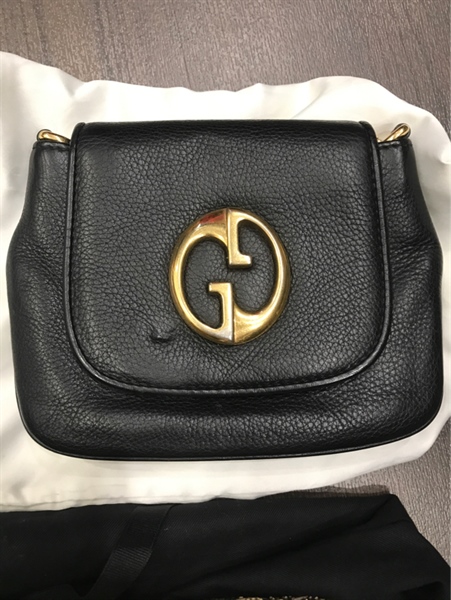 Túi GC đen khoá vàng KG+