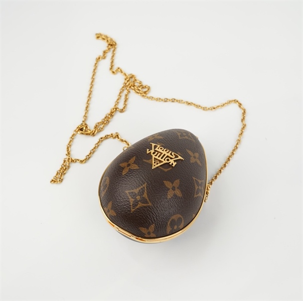 Túi LV hình bầu dục đen phối hoa nâu +