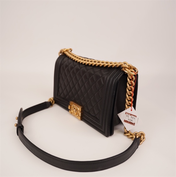 Túi Chanel boy đen khoá vàng+
