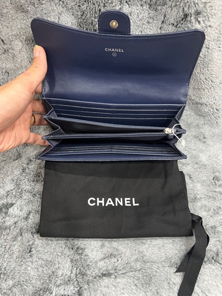 Ví chanel dài xanh có nắp +