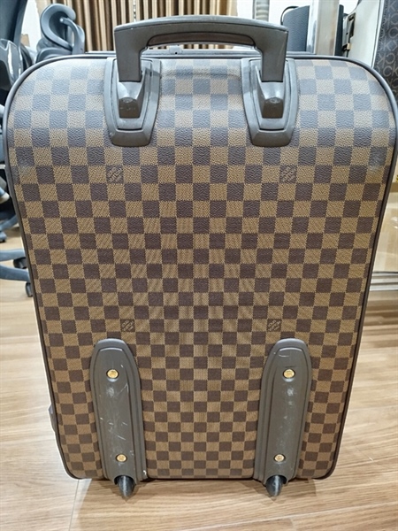 Vali LV Ô Vuông Kèm Charm+