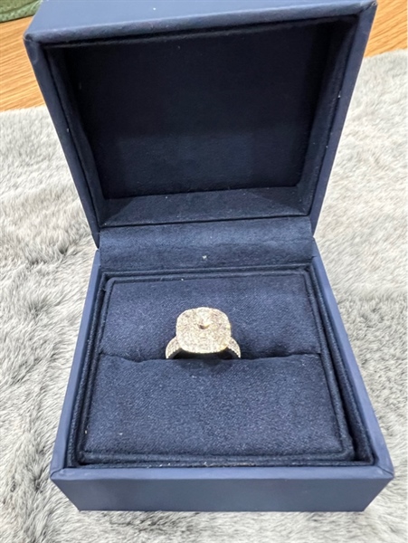 Nhẫn kim cương 0.6K +