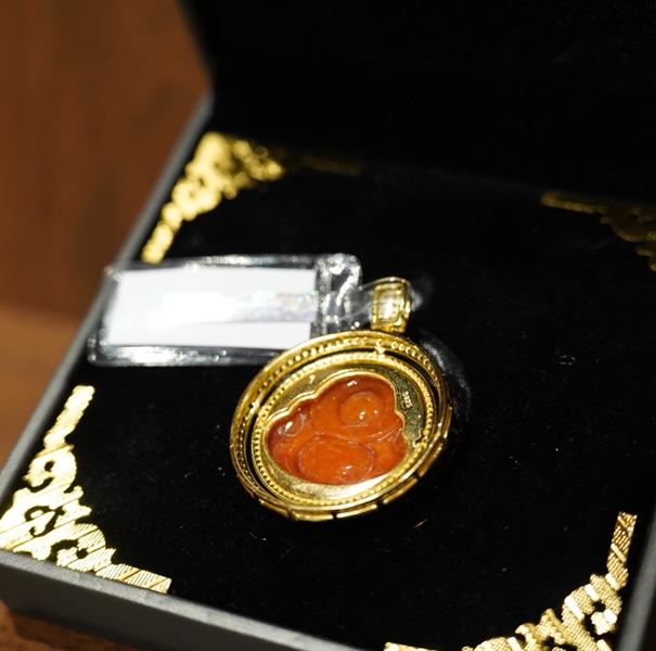 Mặt cẩm huyết 354486 +