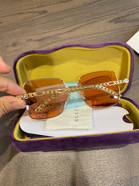 Kính Gucci trái tim KG+