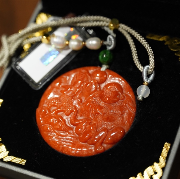 Mặt cẩm huyết 358997 +