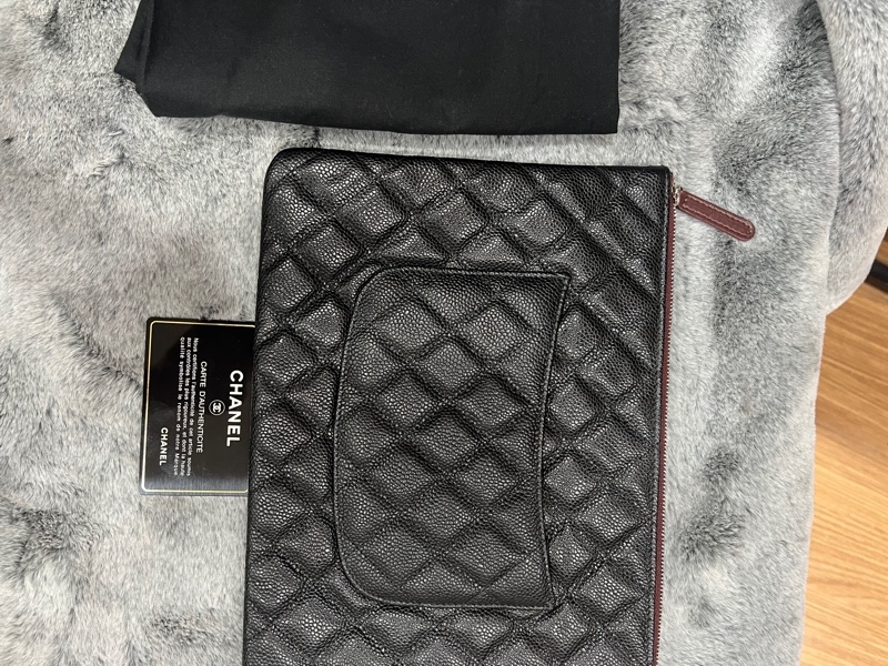 Túi chanel kẹp nách đen+