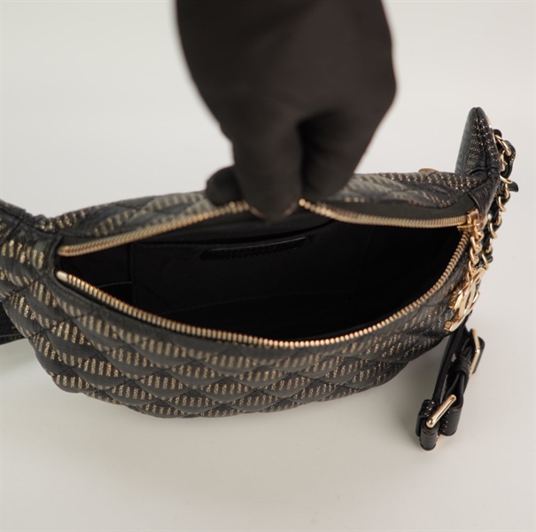 Túi Chanel BumBag đen KG+