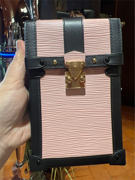 Túi LV hồng chữ nhật size 12 KG+