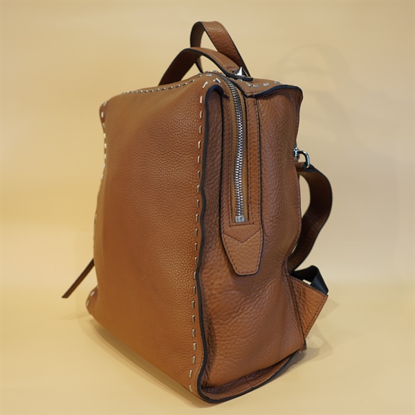 Balo Fendi nâu đinh bấm KG+