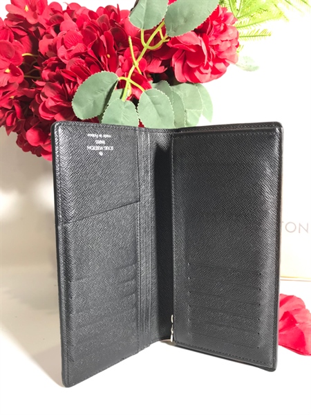 Ví LV gập 2 đen +