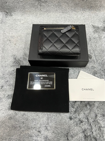 Ví Chanel đen vuông gập 3 KG+