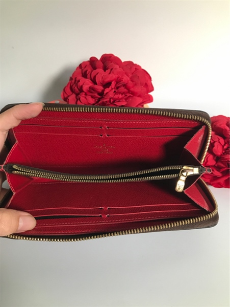 Ví LV dài lòng đỏ +