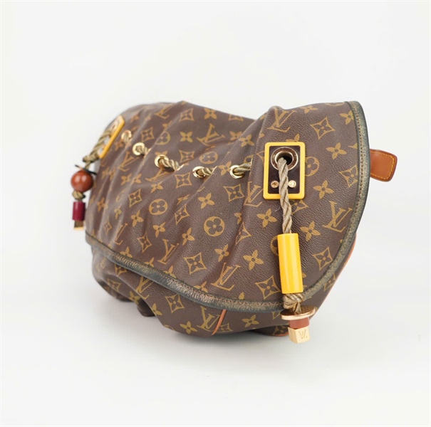 Túi LV hoa nâu có charm size 30 ++