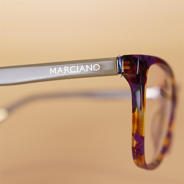 Kính GUESS Vân Vàng Tím KG+