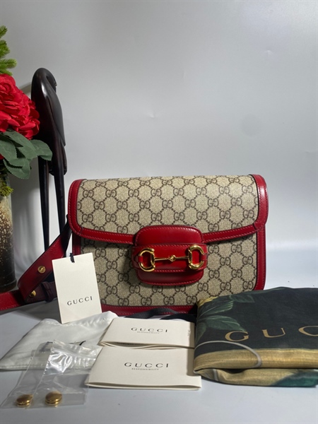Túi Gucci đỏ + nút cài sz24