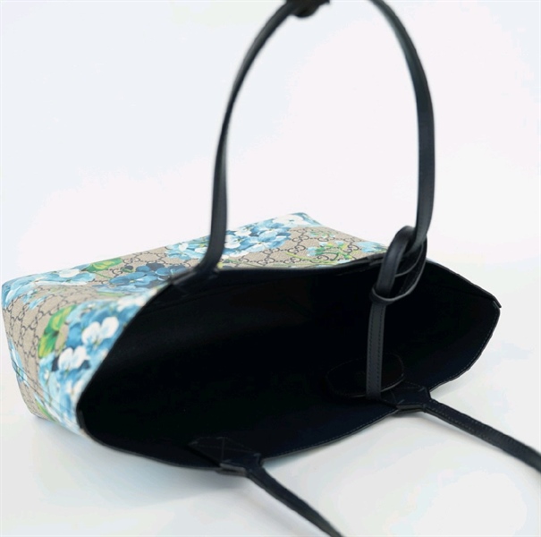 Túi GC tote hoa xanh lòng xanh sz30+