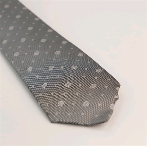 Cà vạt LV màu xám KG+