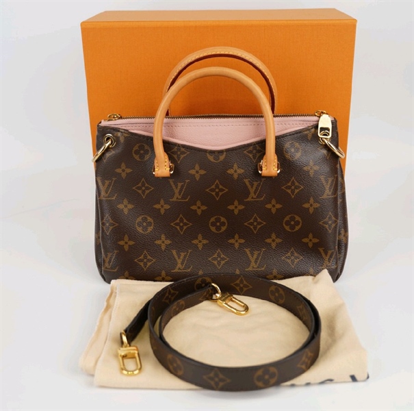 Túi LV hoa nâu miệng túi màu hồng+