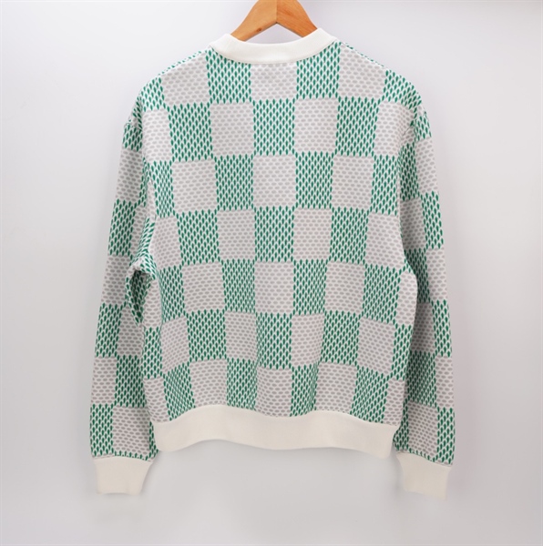 Áo thun LV ô vuông trắng xanh KG+