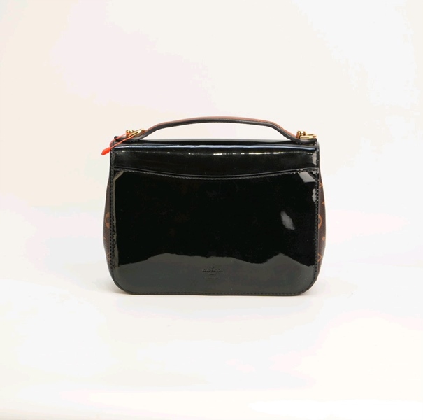 Túi LV đen da bóng khoá vàng KG+