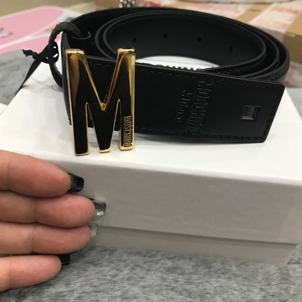 Thắt LƯng Moschino Đen TRơn M Nhỏ KG+