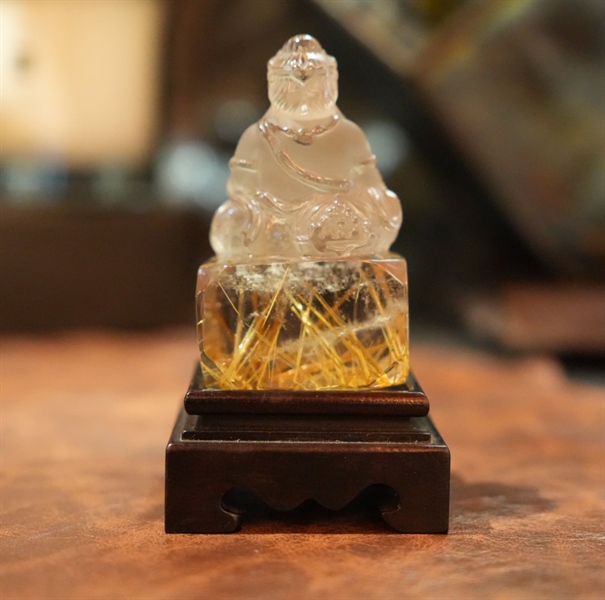 Ấn Hoàng Tài Bảo Thiên thạch anh tóc vàng +