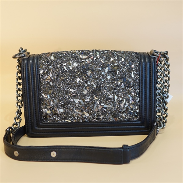 Túi Chanel đeo chéo