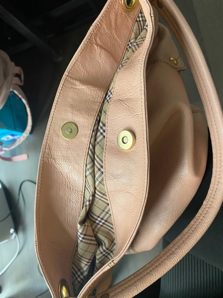 Túi BBR màu nude KG+