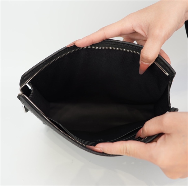 Túi LV vân đen logo chìm TB+