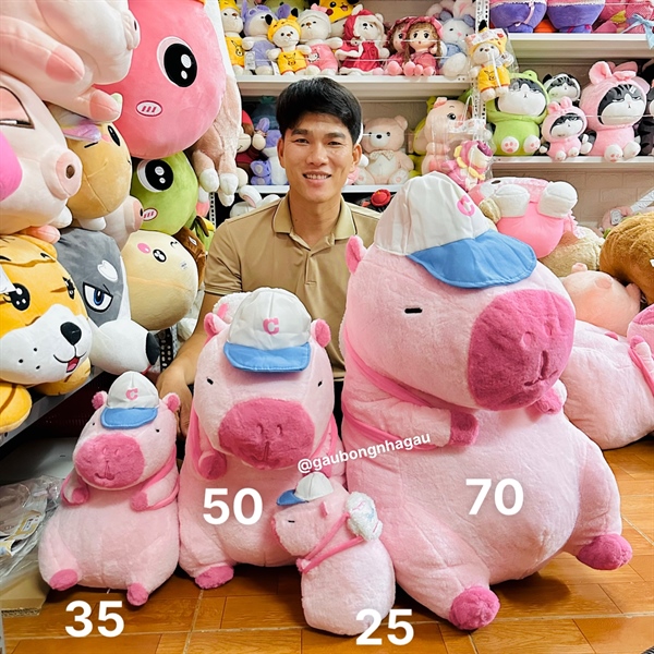 Capybara hồng bóng chày (mũ+balo)