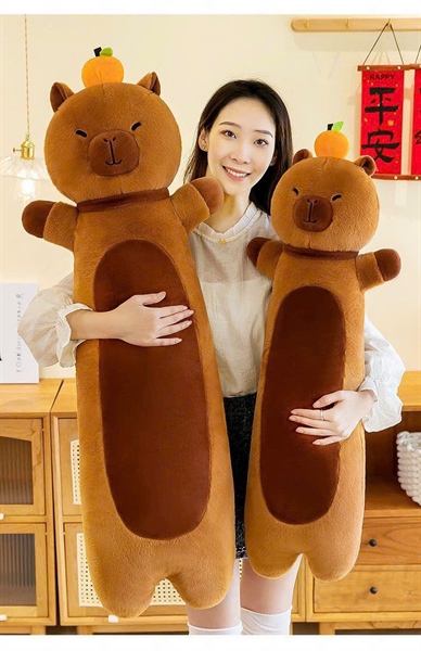 Gối ôm Capybara cam đứng QC