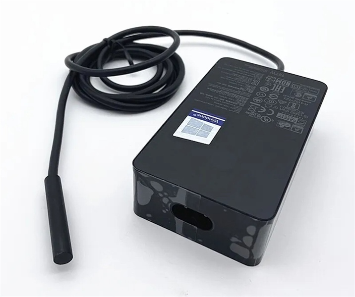 Adaptor Surface 127w zin TM