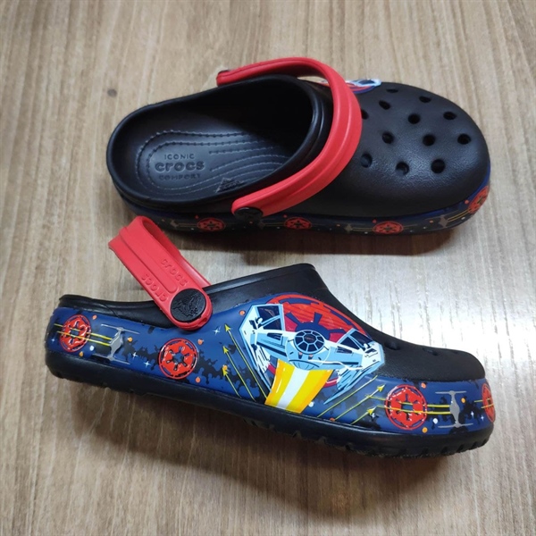 SEK2 - Dép Crocs Starwar Empire Kid 2