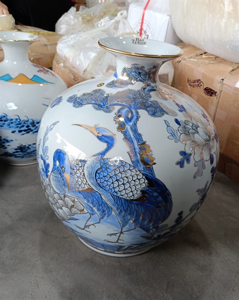 BÌNH SỨ HÚT LỘC TÙNG HẠC H35