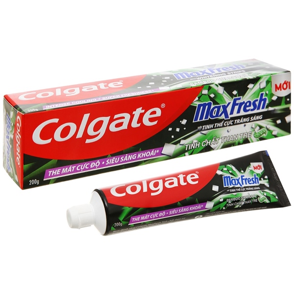 Colgate MaxFresh tinh chất than tre 180g