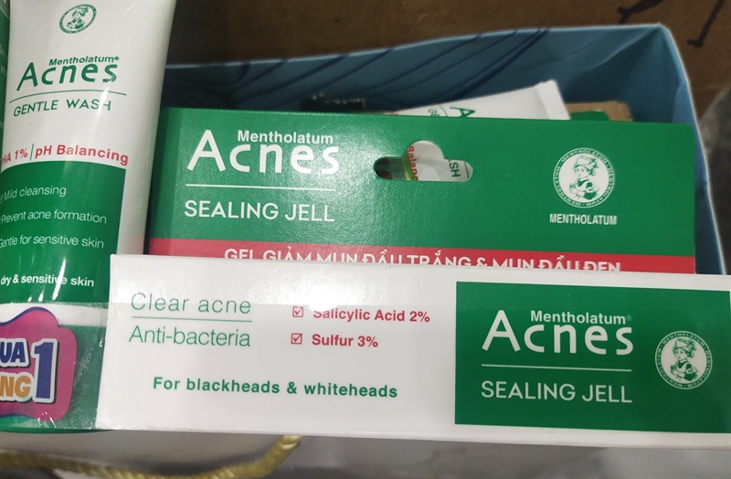 Acnes sealing jell gel giảm mụn đầu trắng và mụn đầu đen