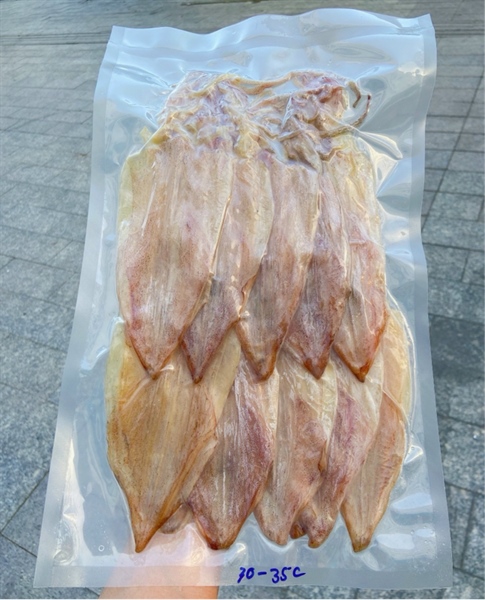 Mực khô sz 28 - 32c 500gr ( mành )