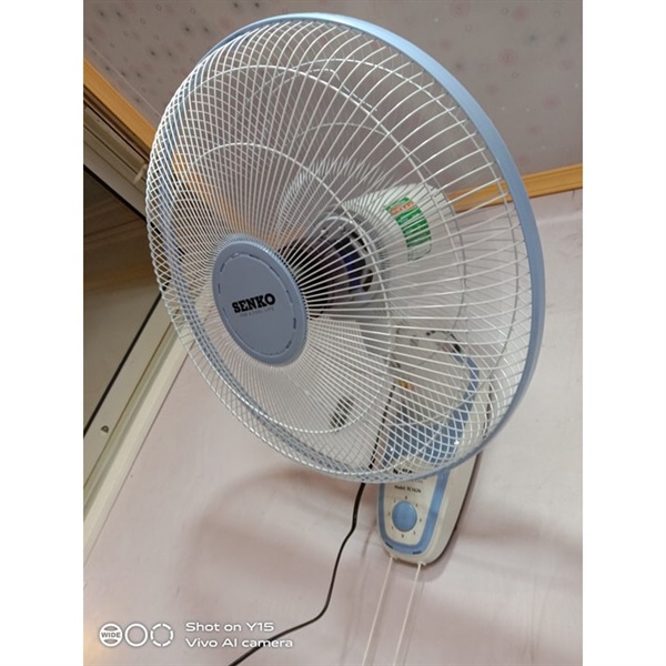 Quạt treo 2 dây Senko TC1626 3 cánh tai tượng