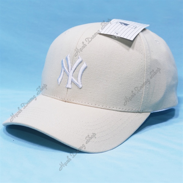 Nón kết thêu chữ NY khóa gài có tem phía trong