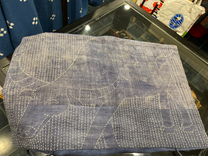 MKQ Vỏ gối Denim 55x35