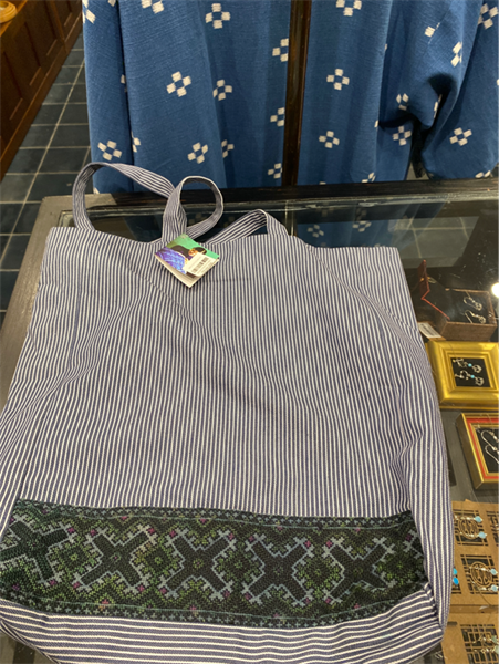 MKQ TÚI TOD DENIM