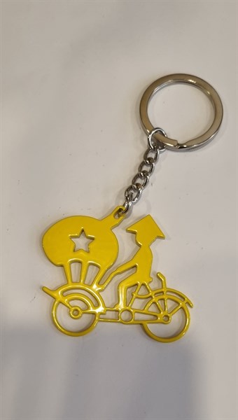 MA Key holder Xích lô màu vàng