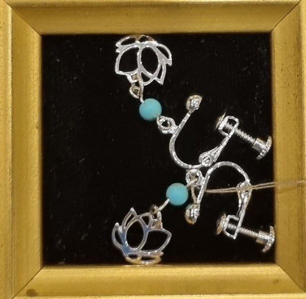 TMN LOTUS EARRING