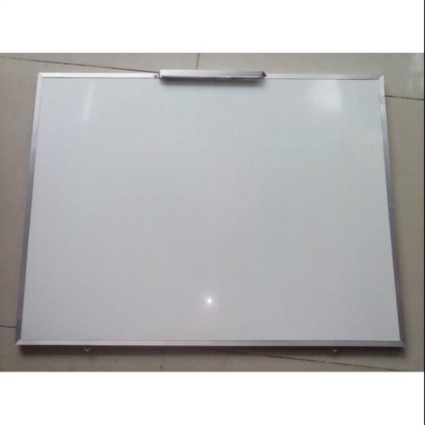 Bảng mica 0.6mx0.8m Trắng/Đen