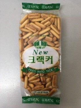 Bánh quy lúa mạch que new cracker Geum Pung 270g