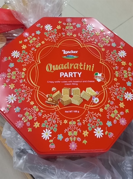 BÁNH XỐP LOACKER QUADRATINI PARTY 168G