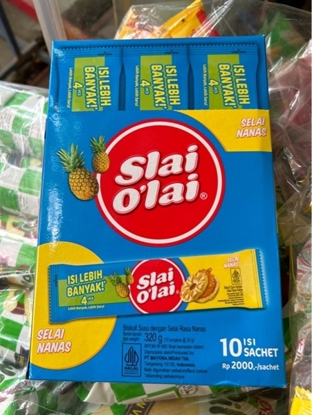 BÁNH QUY NHÂN MỨT DỨA SLAI O’LAI 320G