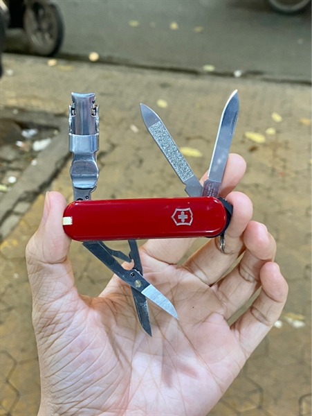 Bấm móng tay victorinox Nail 580